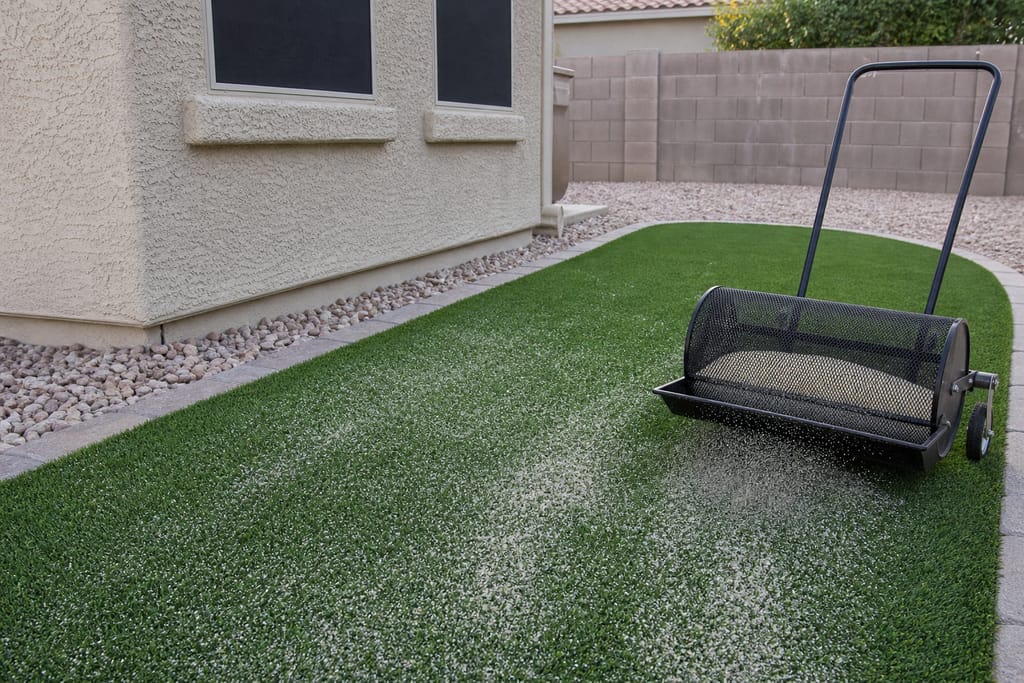 Odor-neutralizing infill photo